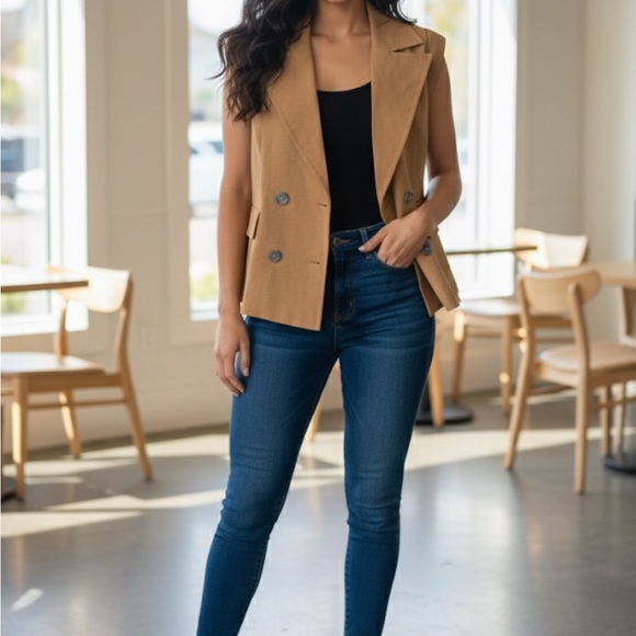 Worthington Camel Vest - Picture 2 of 4